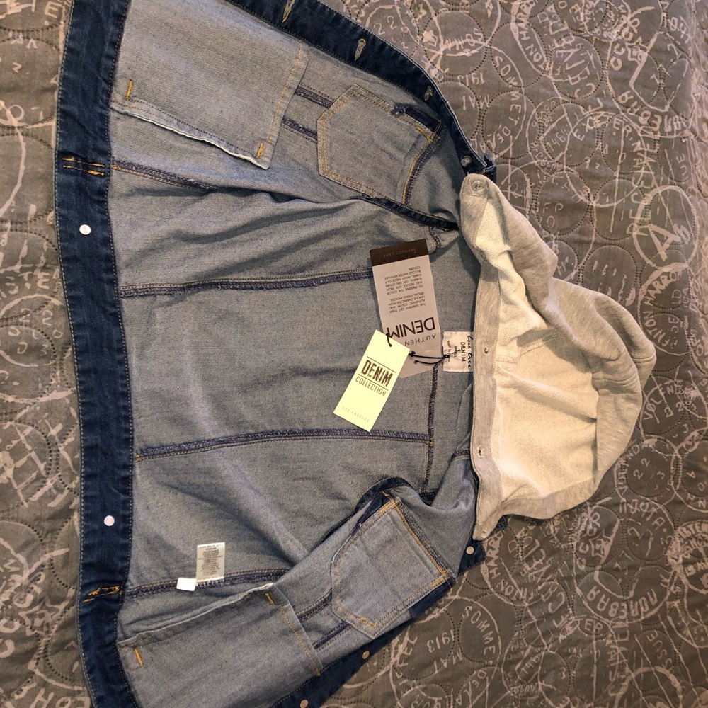 Denim jean jacket - Picture 3 of 3